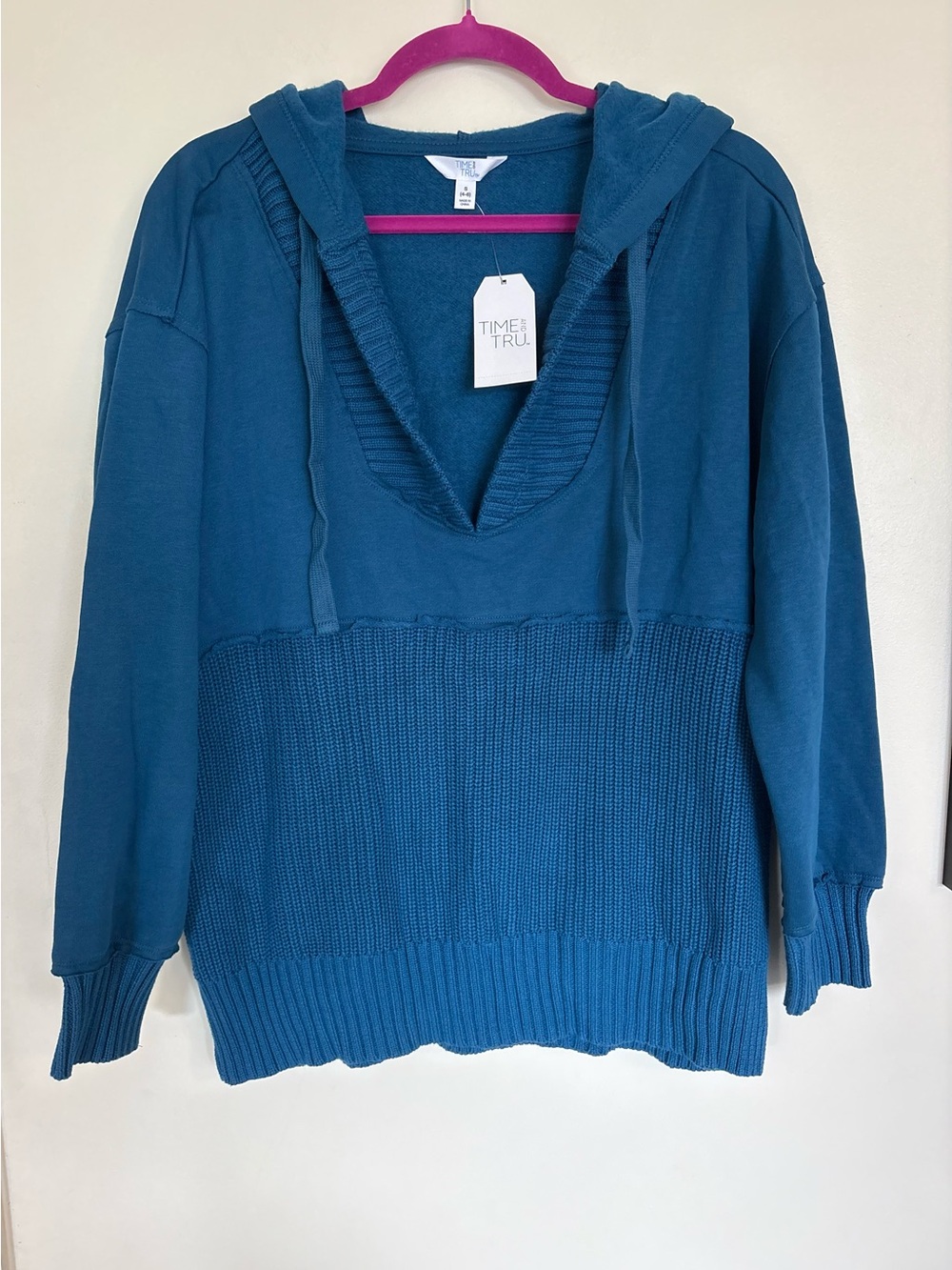Time and Tru Knit Hoodie NWT Small